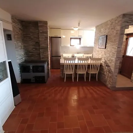 Tolles In Pomer Mit Eigenem Pool Holiday home