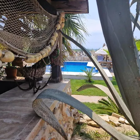 Holiday home Tolles In Pomer Mit Eigenem Pool